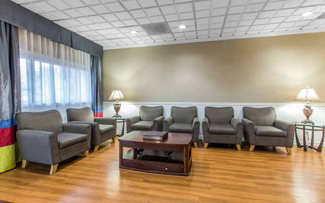 Quality Inn Savannah Midtown