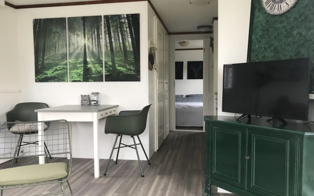 Modern chalet with oven, near the Wadden Sea