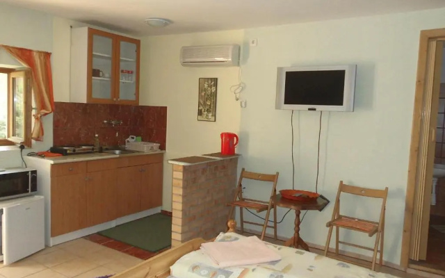 Fenyves Apartman