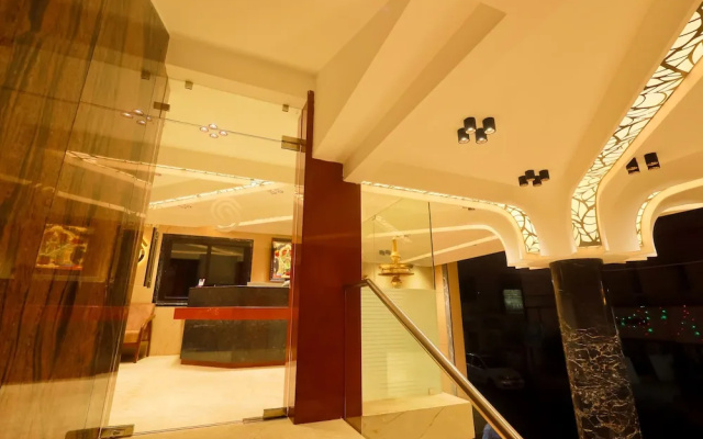Hotel Grand Sabarees