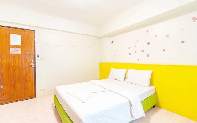 Alanda Hotel & Apartment Pinklao Bangkok