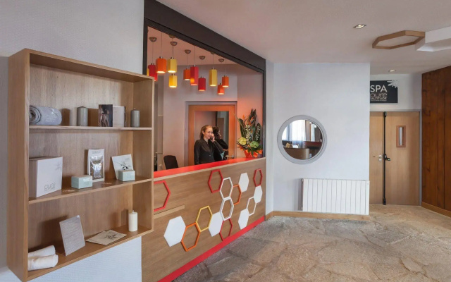 Royal Ours Blanc Boutique Hôtel & Spa
