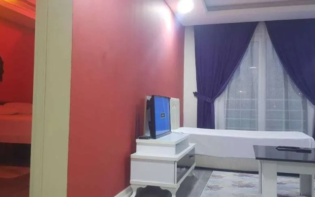 Hera Club Residence