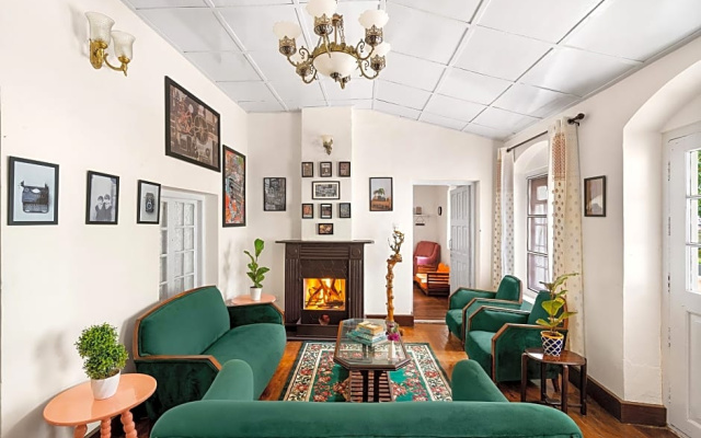 StayVista at The Alcove