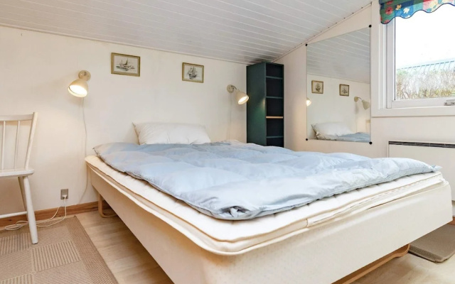 6 Person Holiday Home in Haarby
