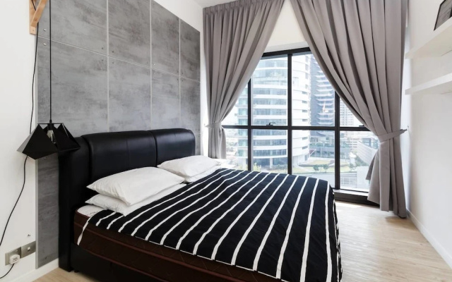 Cozy 2BR in Klcc With Top Notch Facilities