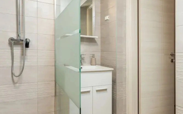 Apartment in Valbandon Near Beach & Fazana