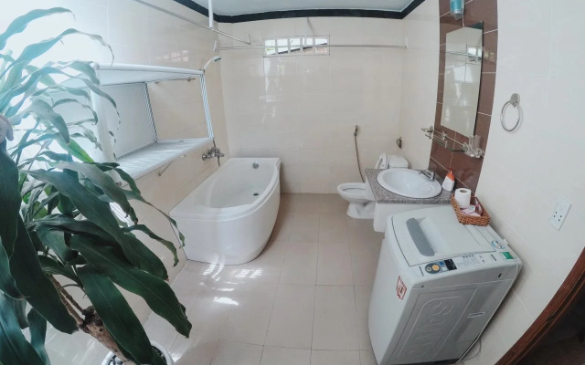 Sea Lavie Hostel