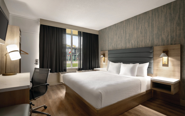 Radisson Hotel Montreal Airport