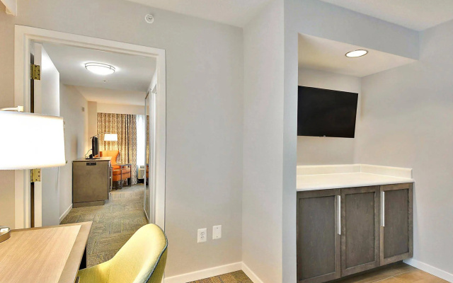 Hampton Inn Alexandria-Old Town/King St. Metro