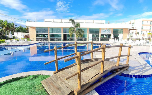 Muro Alto Condomínio Clube