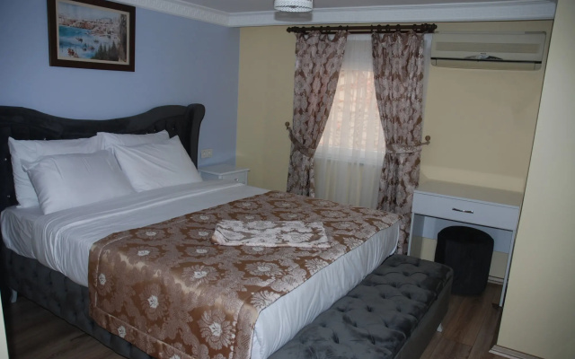 La Mer Boutique Hotel