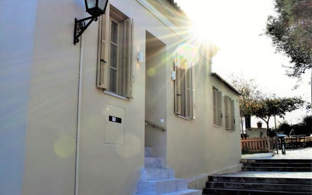 Отель Themelio Boutique Suite Греция, Афины - отзывы, цены и фото номеров - забронировать отель Themelio Boutique Suite онлайн вид на фасад