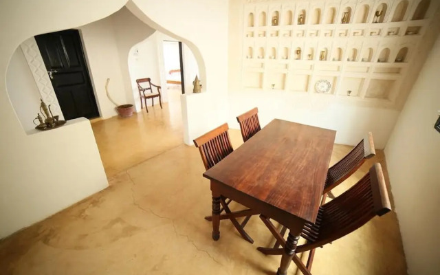 Stopover Guest House and Restaurant
