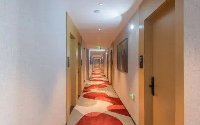 Shankee Coffee Style Hotel (Yancheng Wantai Times City Dayang Farmer Street)