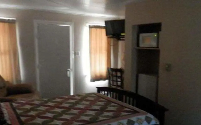 WestWard Motel