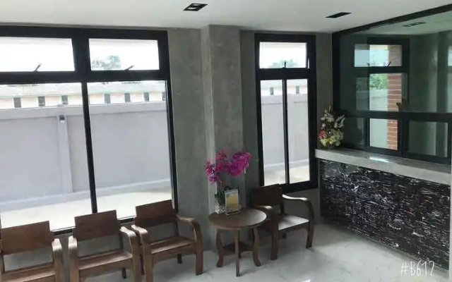 At Samutsakorn Condo