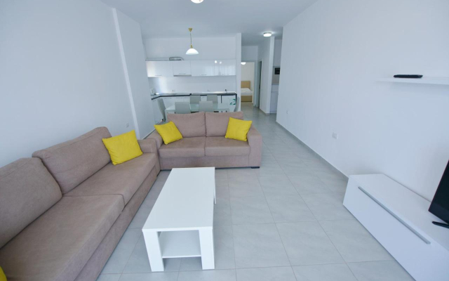 ApartHotel Miramare Sarande