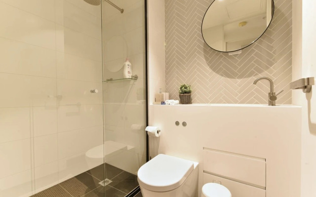 EQ Apartment