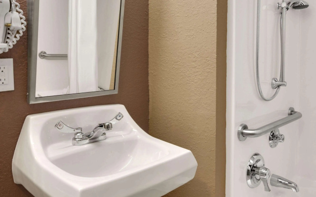 Microtel Inn And Suites Sayre PA