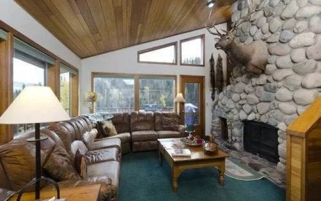 Hunters Hideaway