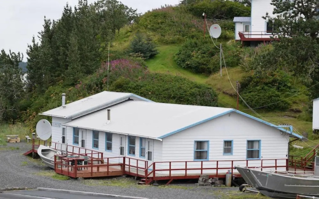 Zachar Bay Lodge
