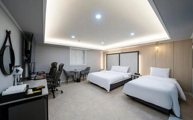 Incheon (Juan) Nine Hotel