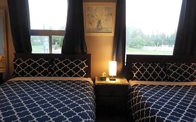 Nipigon Travelers Motel