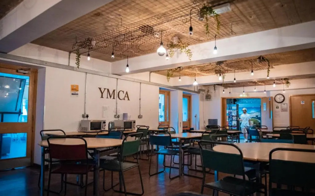 Bath YMCA - Hostel