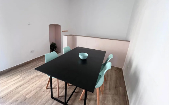 Town House in Old Town Ador, Gandia