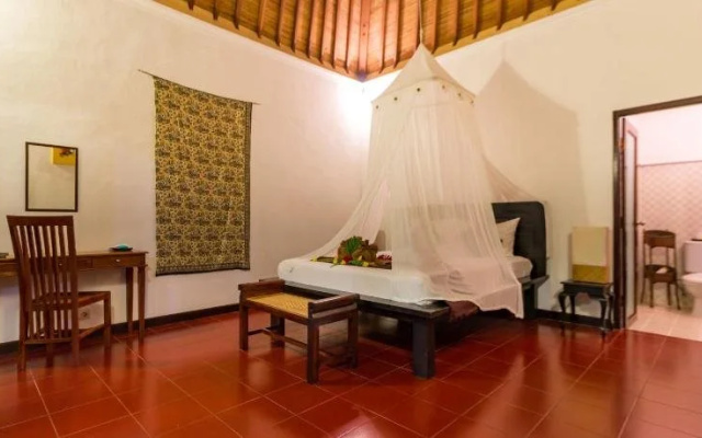 Tropical Bali Hotel