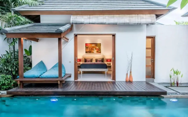 Manis, Luxury 3 Bedroom Heart of Seminyak