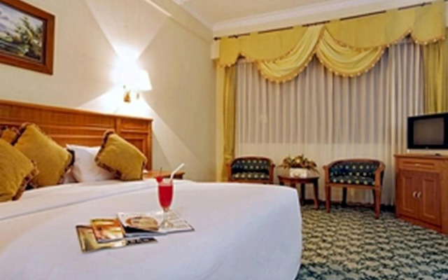 Hotel Madani Medan - Syariah Hotel