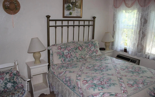 Sea Breeze Inn