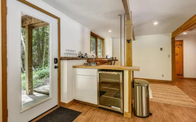 Northeast Passage Chalet