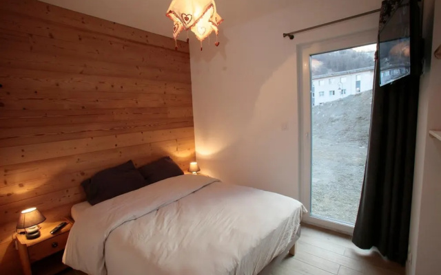 LES Chalets DU Grand Galibier 1 : 3 Pièces 4 Personnes / 3 Rooms 4 People