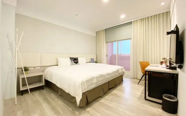 Fengjia Gold Hotel