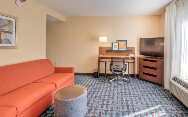 Fairfield Inn & Suites Raleigh Crabtree Valley