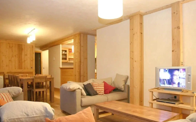 Alpine Apartment With Beautiful Views