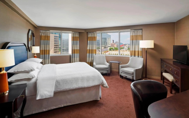 Sheraton Inner Harbor Hotel