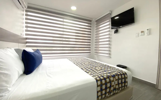 Seven Inn Hotel