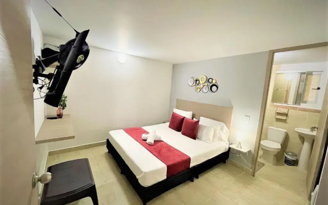 Hotel 12 Nights