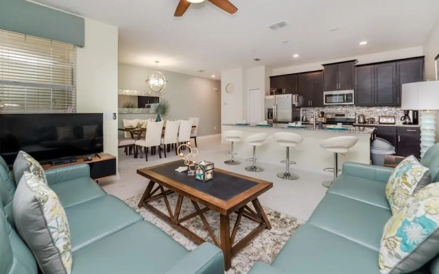 9041 Dogleg Drive