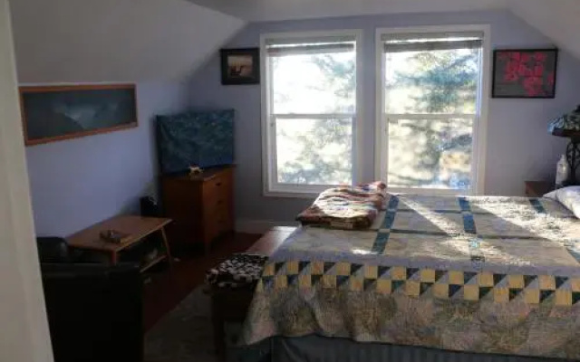 Sunshine House Bed and Breakfast