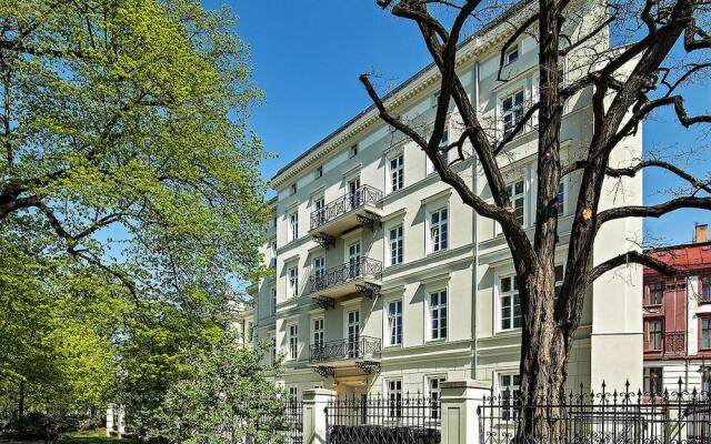 Отель Joyinn Aparthotel Вроцлав вид на фасад
