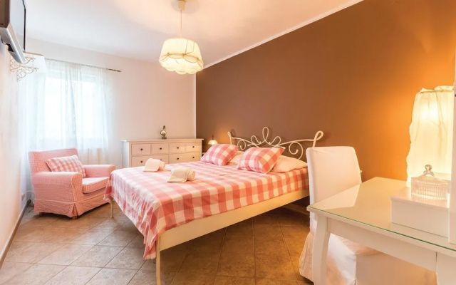 Beautiful Home in Kastel Novi With Wifi and 4 Bedrooms