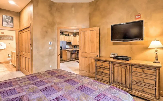 1 Bedroom Condo