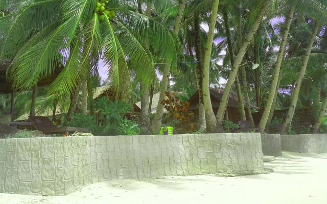 Eddie`s Beach Resort Siargao