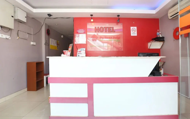 My New Home Hotel by OYO Rooms