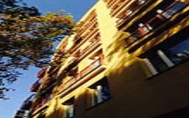 Отель Triple M Hotel Венгрия, Будапешт - 4 отзыва об отеле, цены и фото номеров - забронировать отель Triple M Hotel онлайн вид на фасад